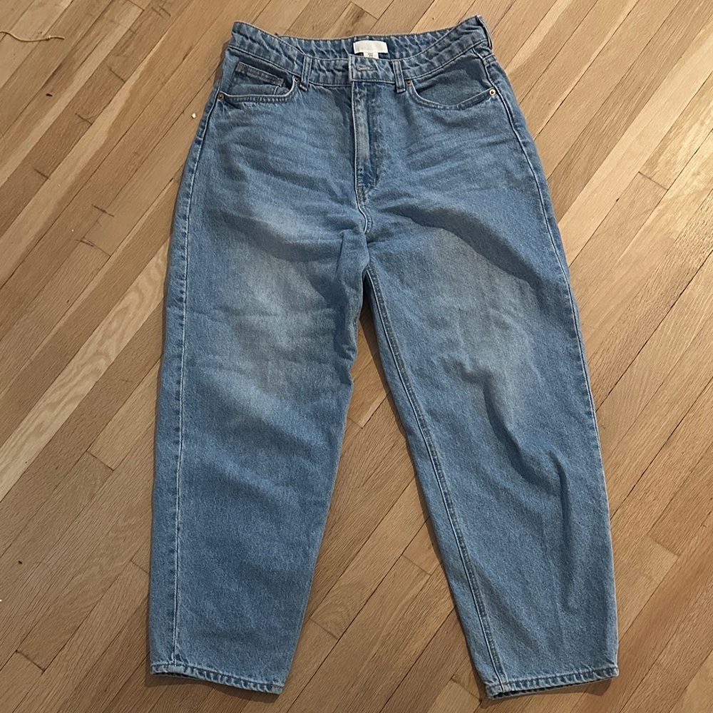 HM tapered slightly balloon  Jeans size 10
